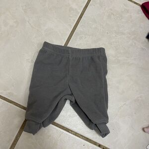 1113. Carter's size newborn